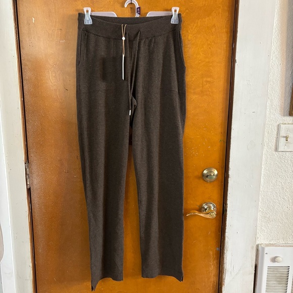 Quince Cashmere sweater pants. Straight leg. New. Brown - Picture 1 of 7